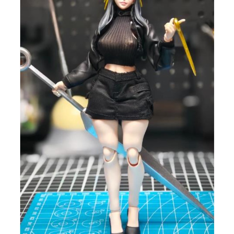 Figura de Ação em Escala 1/12, - Leatherwork Products avaliação e preço