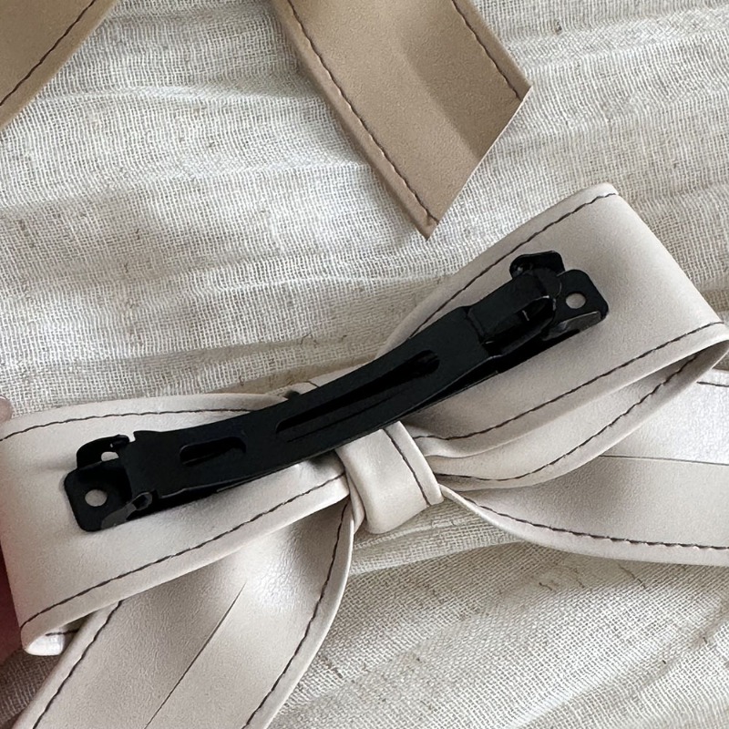 Presilhas de cabelo de couro m - Leatherwork Pony avaliação e preço